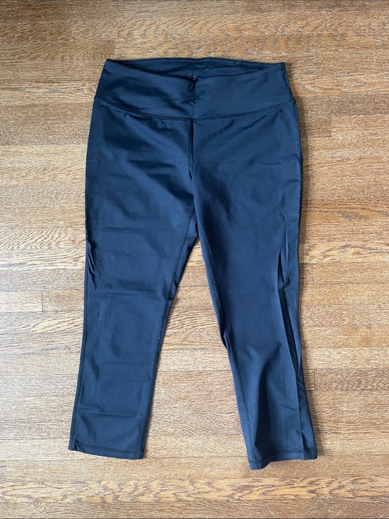 Pants - Black High-Waist Cropped Active Leggings